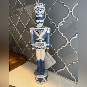 RARE Dillard’s Southern Living Small Blue White Chinoiserie Nutcracker Figurine